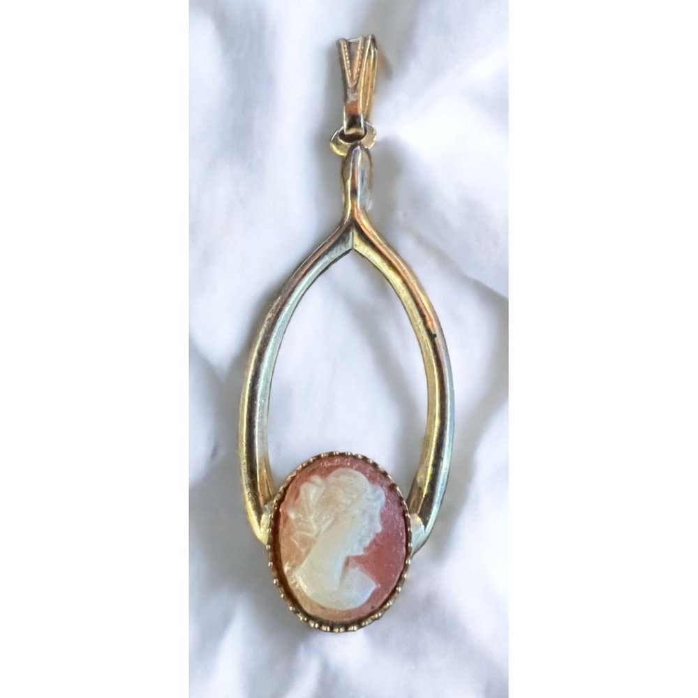 Vintage Gold Tone Wishbone with Cameo Pendant - Picture 1 of 13